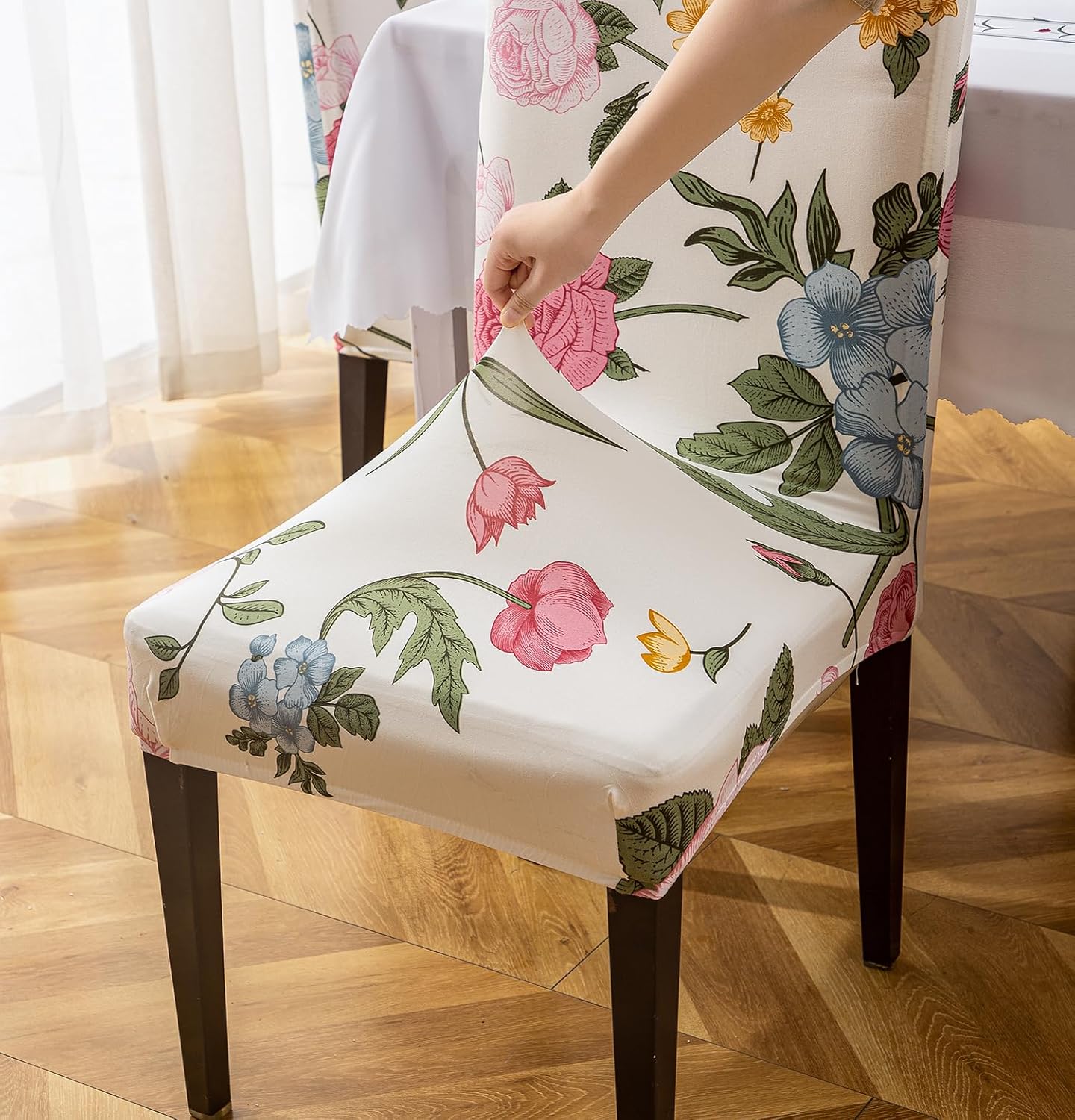 White Pastel Chair & Table Cover